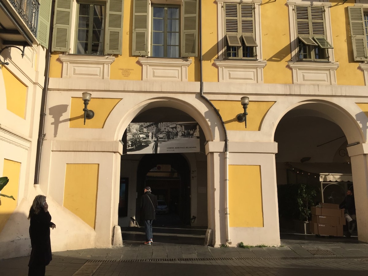 Top Airbnb: Charming Niçoise apartment in Garibaldi