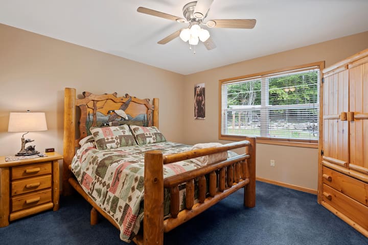 Main floor 
Queen bed