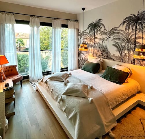 Très belle maison de Famille + piscine/ Bdx Centre