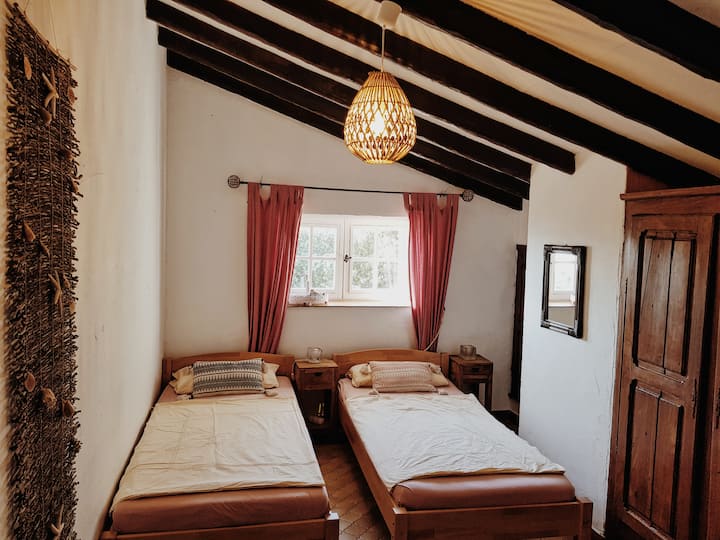 Вила: розова спална соба