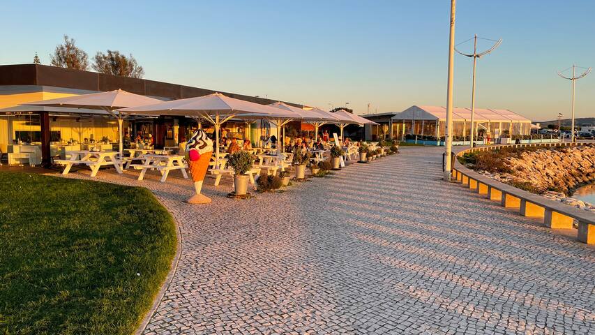 Amazing Sea View Beach House gallery image 4