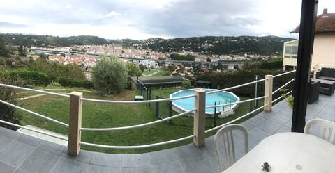 Large, very equipped house. View of Vienna 38