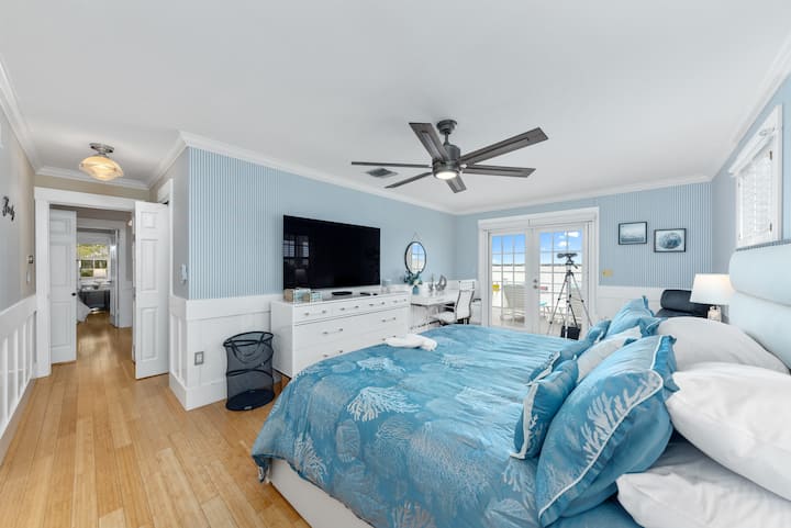 Master bedroom suite with king bed