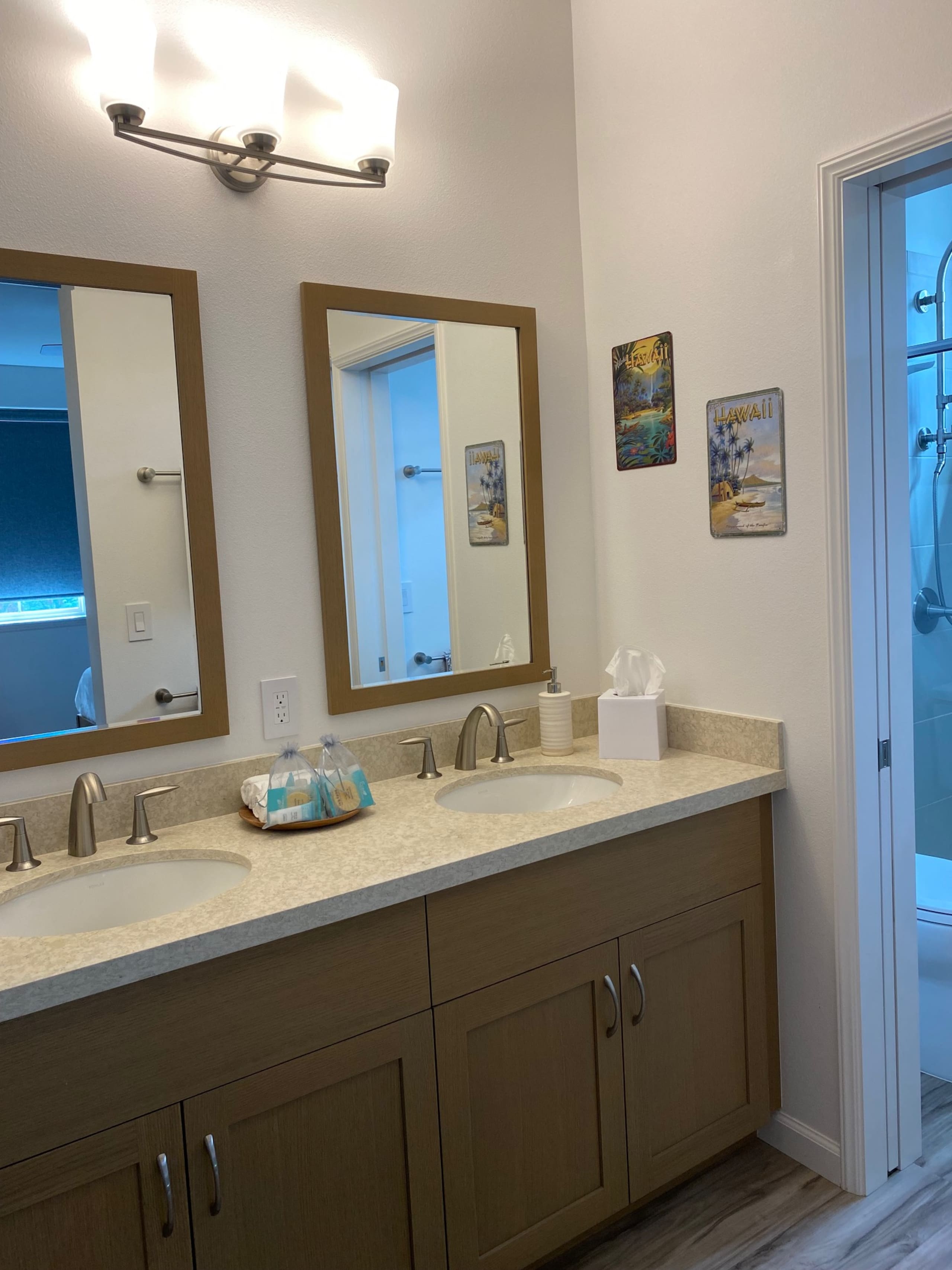 Home in Waianae · ★4.96 · 3 bedrooms · 4 beds · 2.5 private baths - Image 10