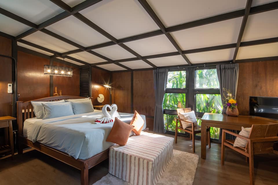 A glass-walled jungle villa outside Chiang Mai, Nam Phrae, Chiang Mai, Thailand, photo 9 of 10