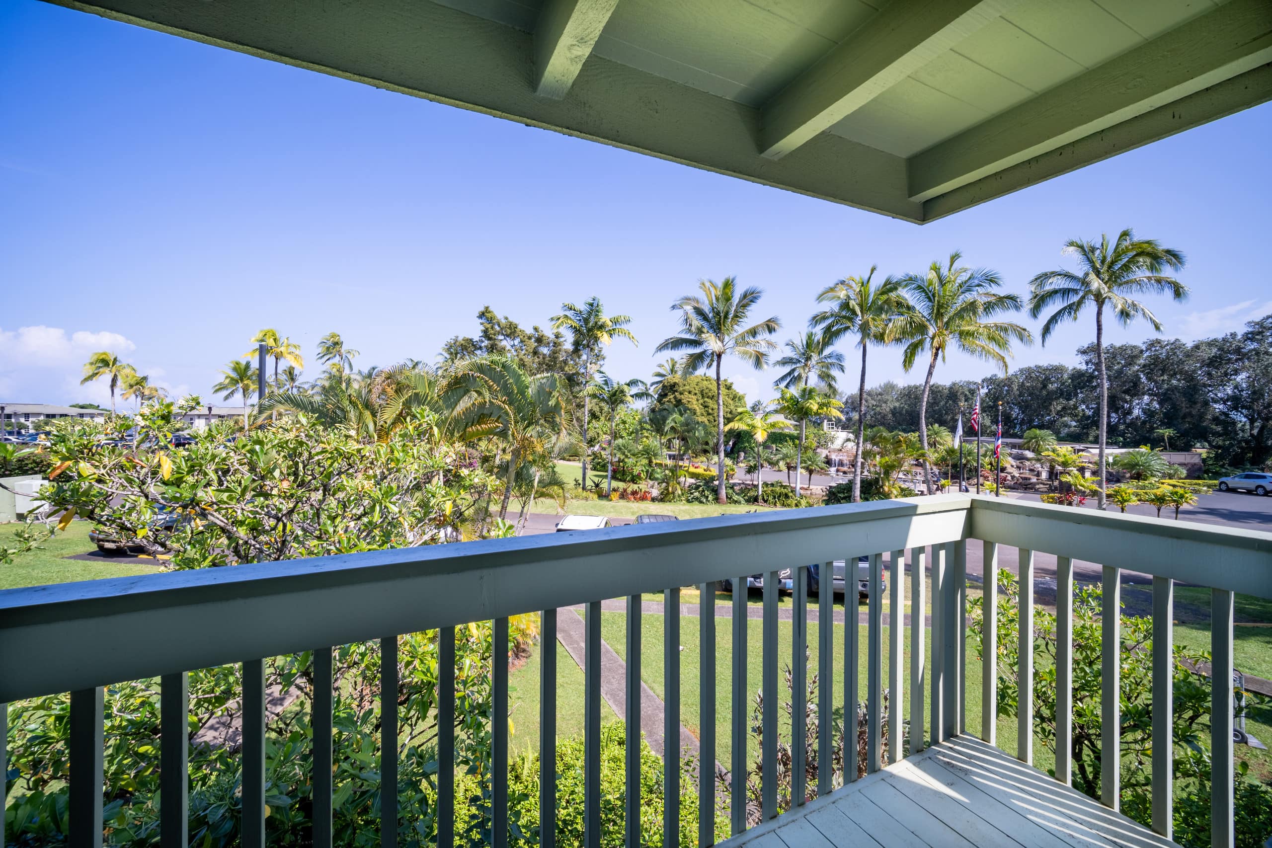 Quiet, Airy Condo with Lofted King Suite-2BR, 2BA - Photo 15