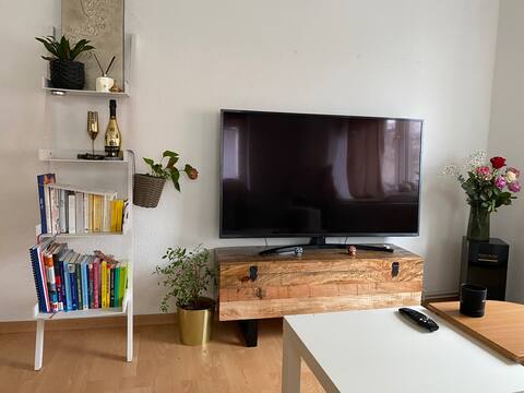 Top Airbnb: Apartment in the city. in Vahrenwald
