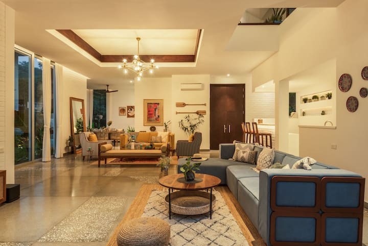 ✨Golden hour inside and out.✨ 
This villa’s interiors glow with a soft elegance-designed to make you feel at home, even on holiday.✨