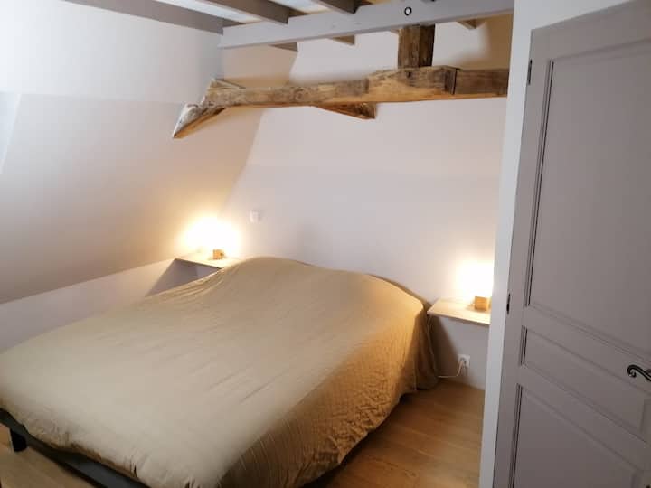 Hoge slaapkamer met bed 2 P. 160