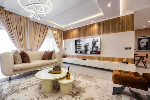 George Residence – Comfy 3BR in Ikoyi | Fast Wi-Fi