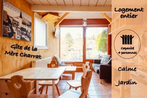 Charming Mère Charrat bed and breakfast