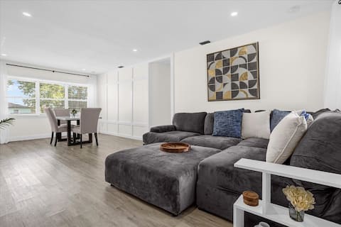 Stylish newly updated home in Winter Park