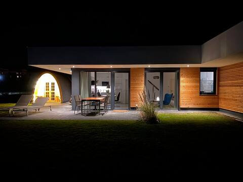 Lake view vacation & sauna on Lake Schwerin