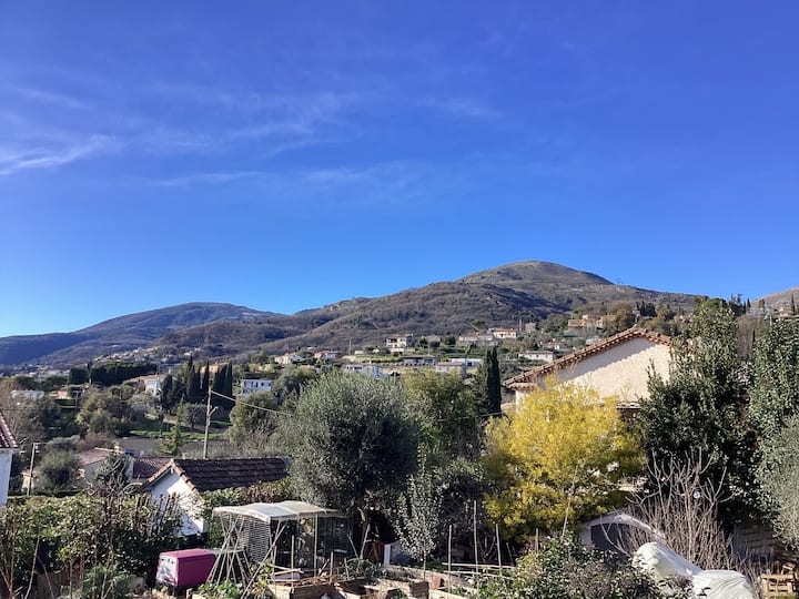 Les Matines Provençales
- Gîte - Côte D'azur - Vence
