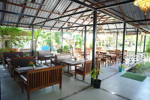 Green Imperial Resort (Deluxe Room)