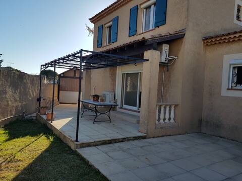 Family villa T4, 3 bedrooms, pool and garden