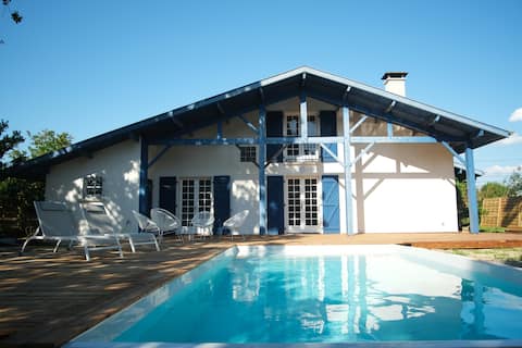 Charming Landes house with pool and air conditioning
