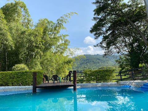 Top performing Airbnb: Magical estate: pool, natural waterfall, trail in Palmira
