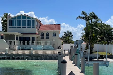 Private Beach 4BR Sanctuary