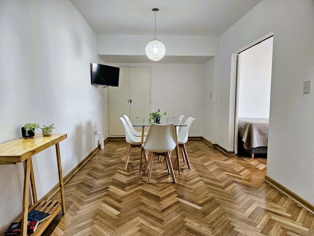 Departamento de 3 ambientes a metros del Obelisco