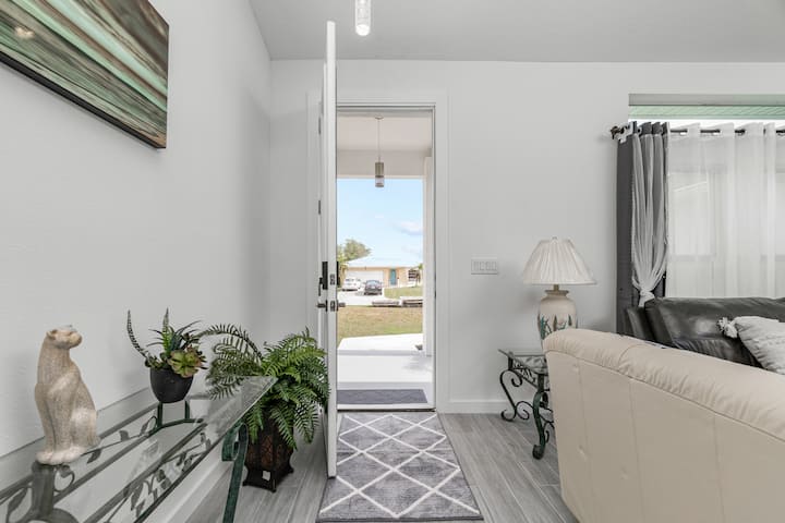 334 New House In A Quiet Neighborhood - Port Charlotte, FL
