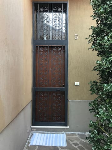 listing_image