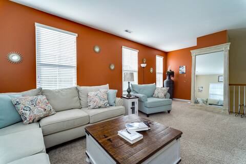 Modern Home w/ Great Amenties