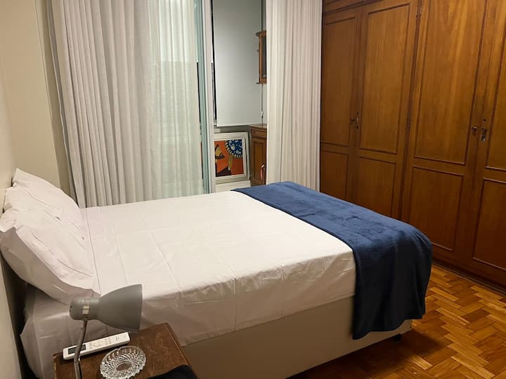 Dormitorio (cama doble con cama auxiliar)
