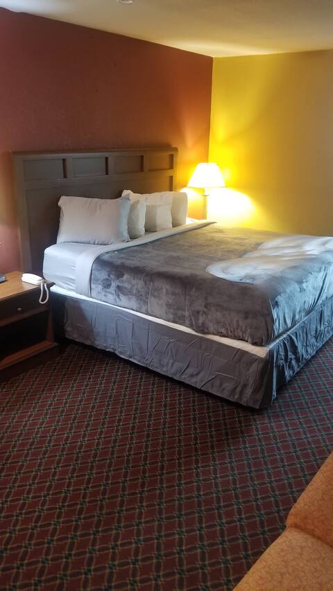 236 OSU King Bed Hotel Room