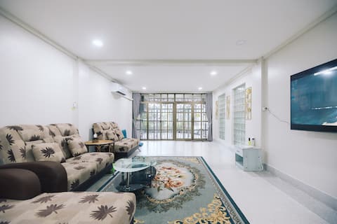 4BR Villa•6min to Lee Garden•22PAX– Paradise Found