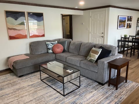 Retreat on W 62nd near Olde Town