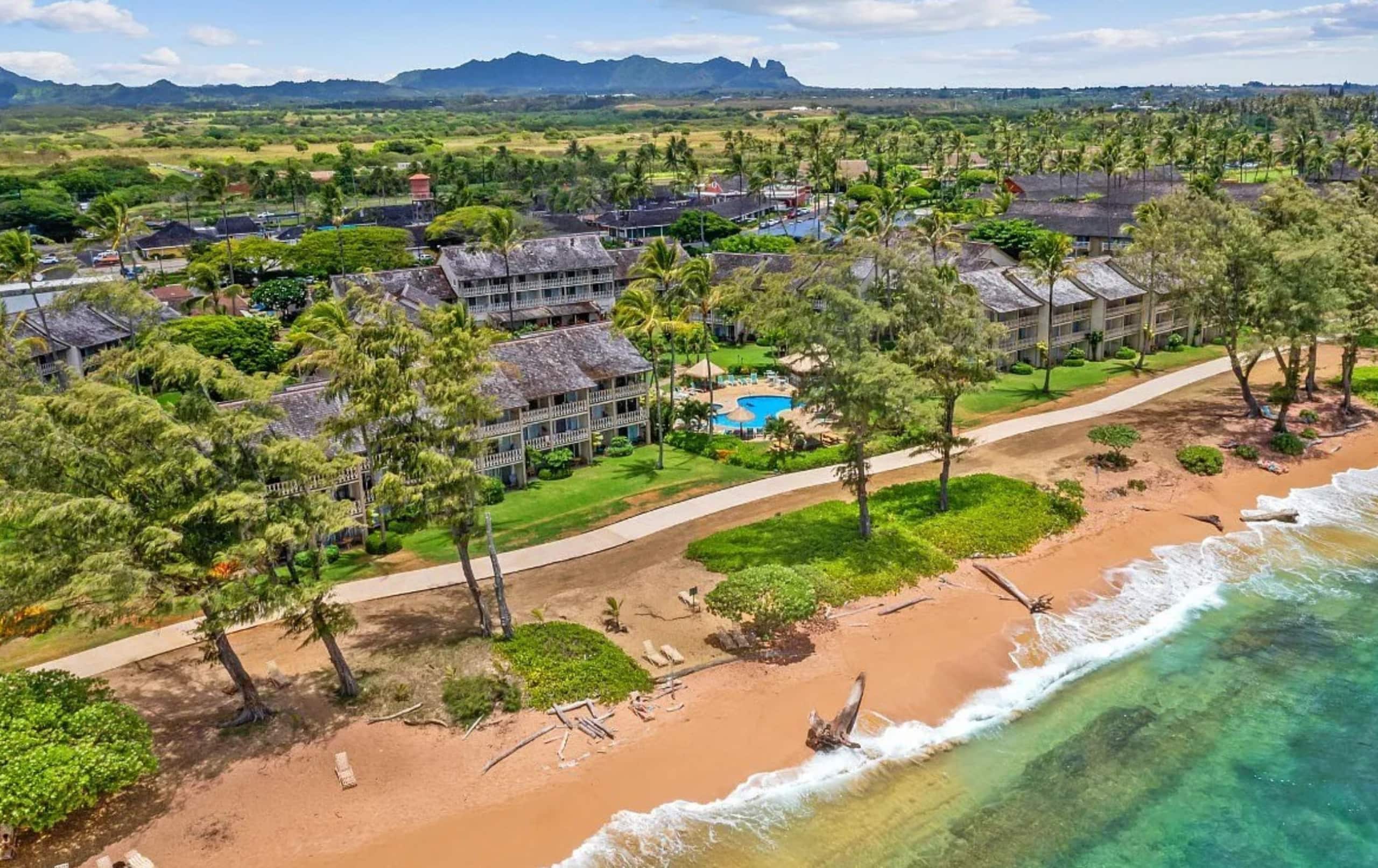 Beautiful OCEAN VIEW with free Parking & Top Floor - Photo 14