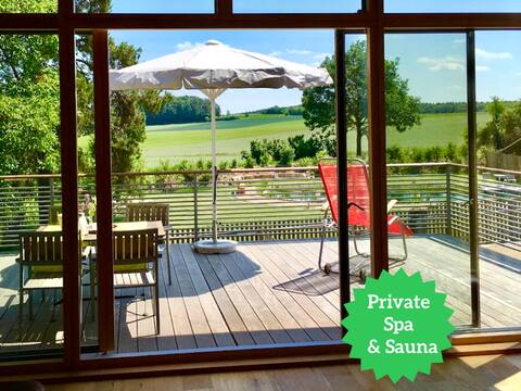 Eco FEWO Quelle with private jacuzzi, pool and sauna