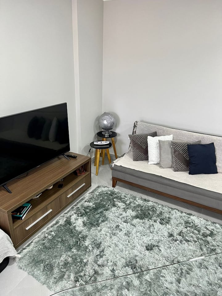 Apto Novo Perto Da Praia Com Bela Vista - Laguna