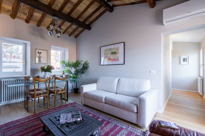 Luxury Terrace in Navona – Cimatori Apartment gallery image 3