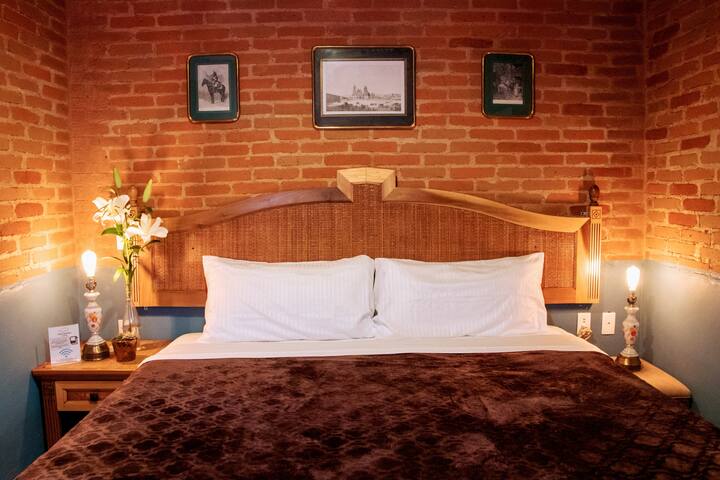 Inmense Hotels managed Airbnb listing 3