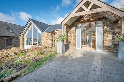 Refurbished Welsh Cottage