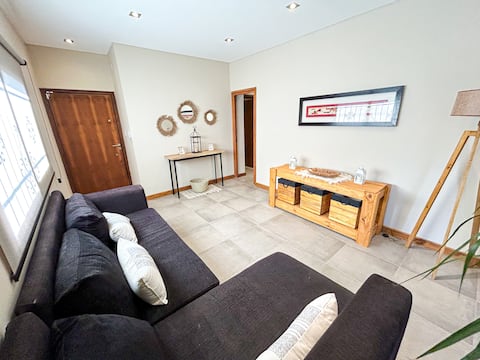 Cozy house w/ swimming pool and excellent location