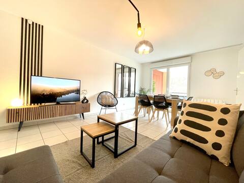 Le Central - Comfort and Calm in the city center