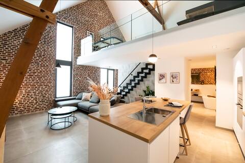Luxurious loft with private wellness area - Camille