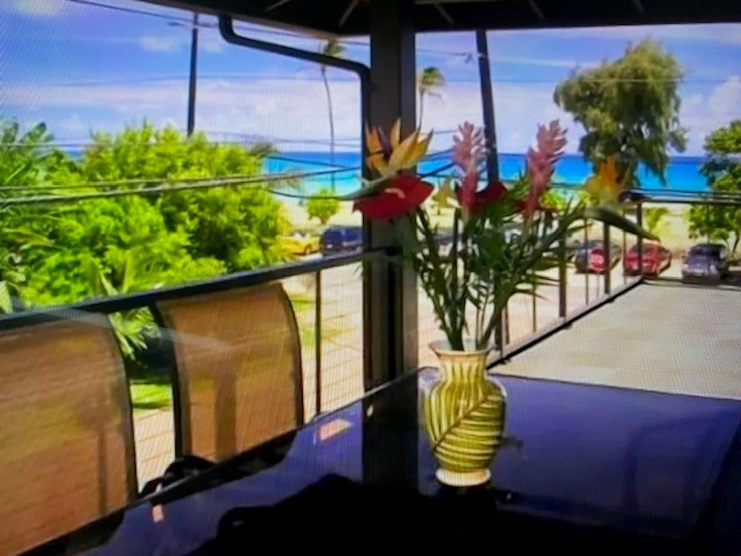 Home in Poipu Beach · ★4.95 · 4 bedrooms · 5 beds · 3.5 baths - Image 2
