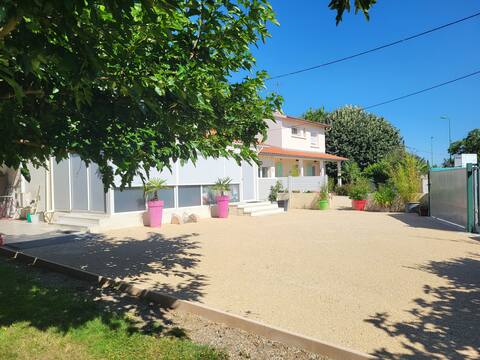 Gite  for 12 near Meet and Blagnac