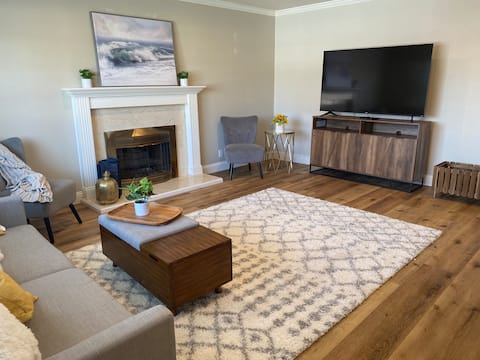 3B/1.5B Newly-Renovated House