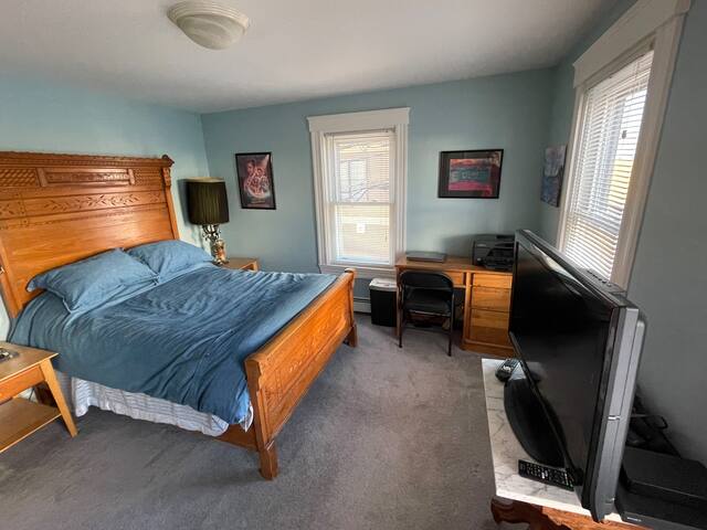 Cozy, comfortable and convenient gallery image 2