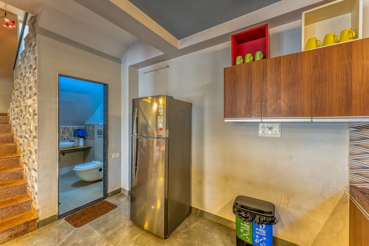 Full kitchen image 3