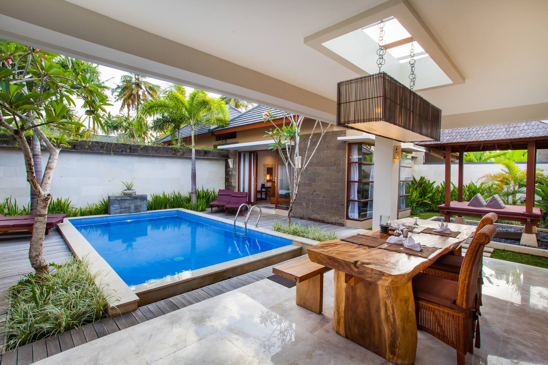 Tropical Balinese Retreat 2 Bedroom Private Villa in Jimbaran 2