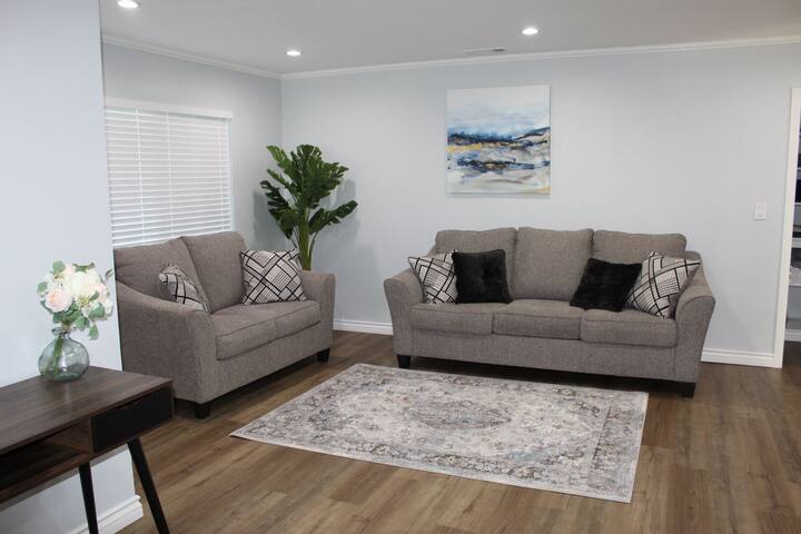 3BR Home w/Pool – Near Rose Bowl gallery image 3