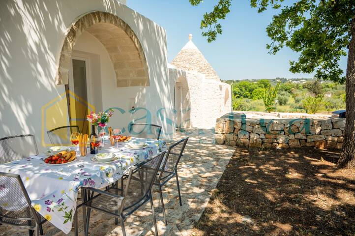 Panoramic Trullo with Private Pool in Ostuni gallery image 4