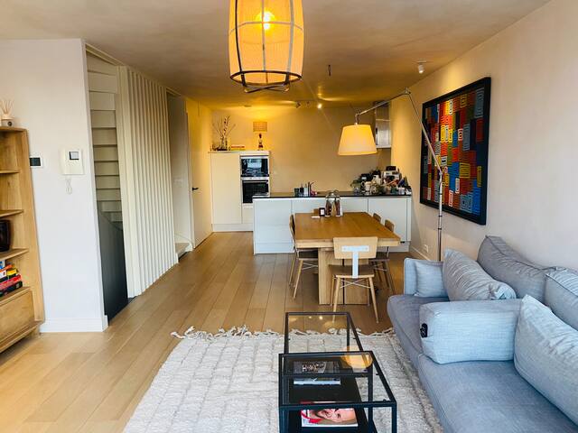 Moderne woning aan de haven gallery image 2