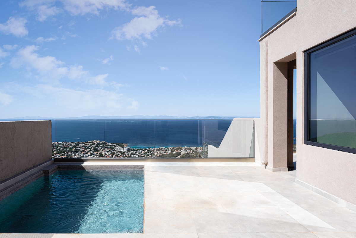 Aqua Vista Saronida Hills Deluxe Suite — Suite — sea-view vacation rental at Saronida, Greece, Athens, Greece — property photo 7 | Aqua Vista Rentals